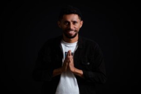 Cantor gospel Juninho Alê grava audiovisual no dia 15 em Aracaju