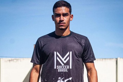 Jovem de Brejo Grande embarca para Goiás para disputar Campeonato Goiano